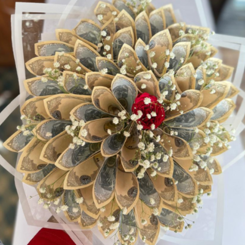 money bouquet